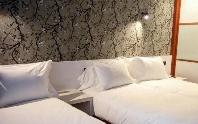 Ah San Fermin Suites