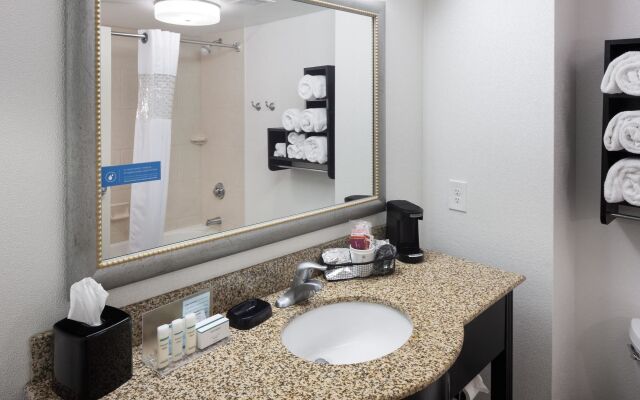 Hampton Inn & Suites Gainesville-Downtown