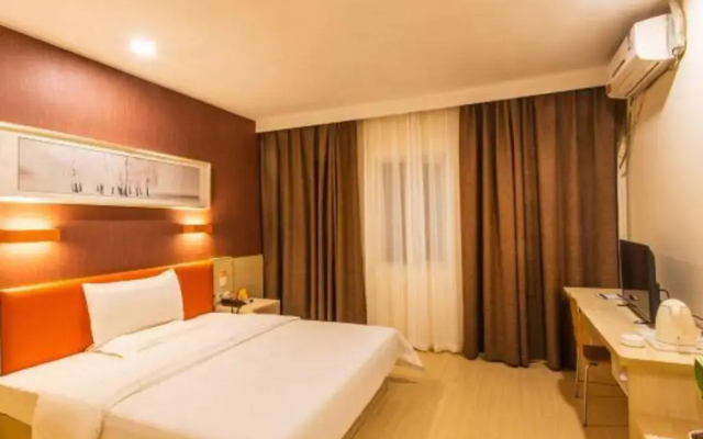 7 Days Inn (Suzhou Amusement Land Xinqu Commercial Street)