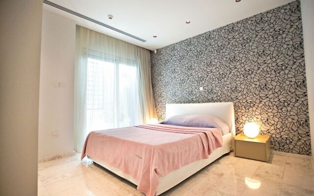 Tranquility Beachfront Villa