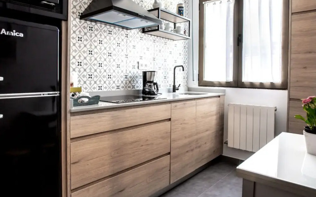 Aresti Old Town by Bilbao Living