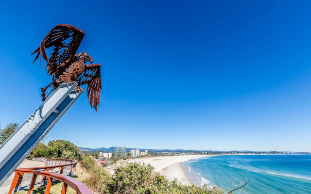 Kirra Beach Apartments