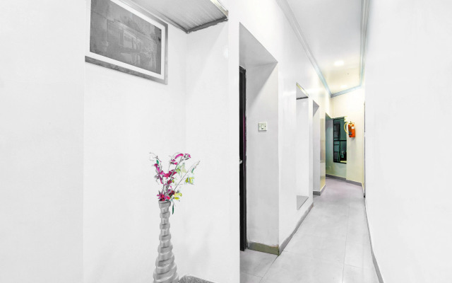 Super Collection O Karaya Road Formerly Hotel New Diamond