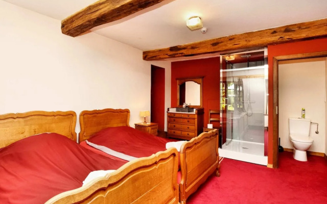 Magnificent Holiday Home in Baronville With Heated Pool & Billiards