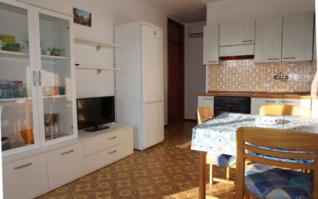 Modern Apartment With Balcony