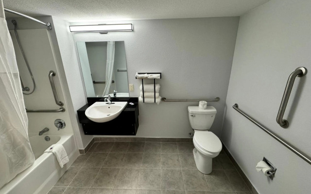 Motel 6 East Syracuse, NY – Airport