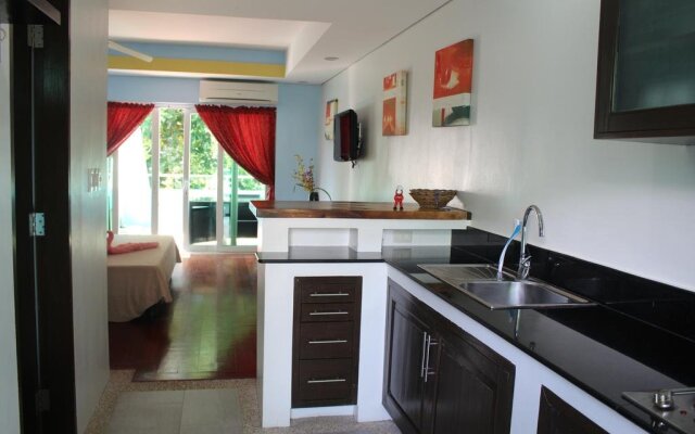 Sundown Resort and Austrian Pension House