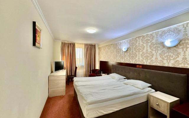 Hotel Helin Aeroport