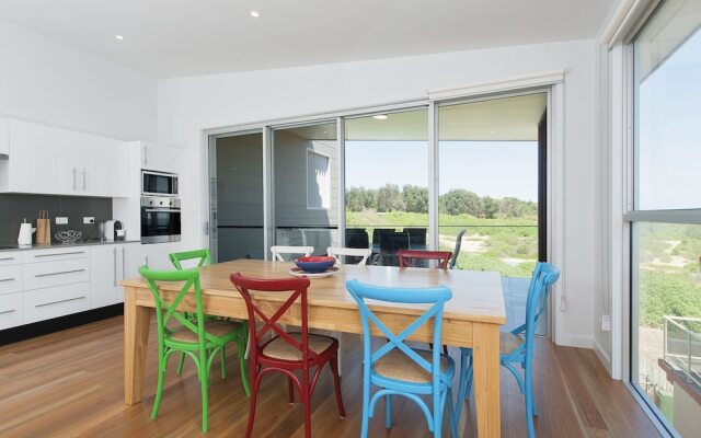 Seas the Day, 41B Ocean Avenue