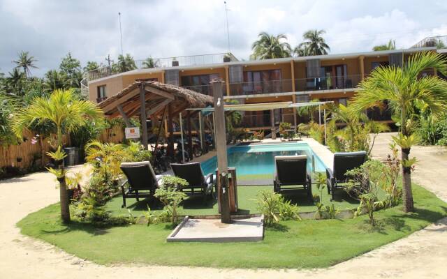 Reef Beach Resort