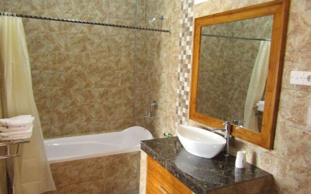 Grand Raka Homestay