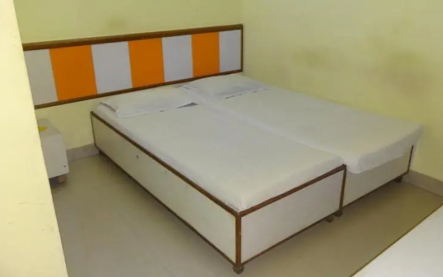 Kiran Guest House
