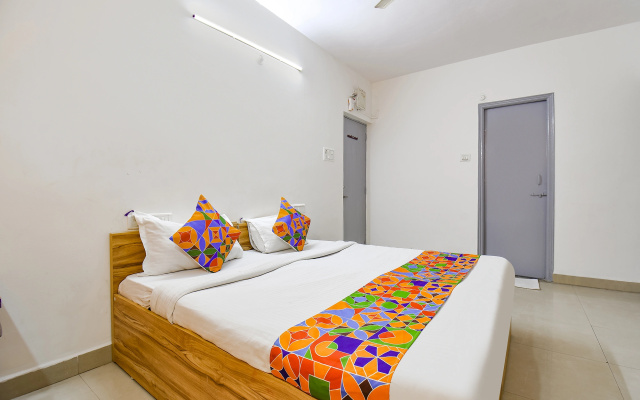 FabHotel Destiny Living