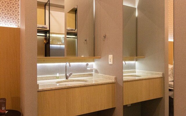 ESD - Studios E-Side By Anora Spaces