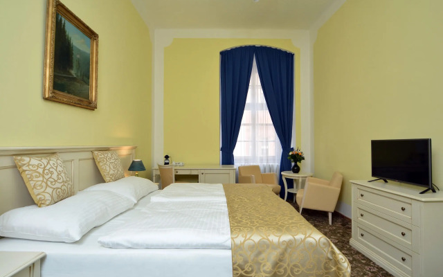 Hotel Metamorphis