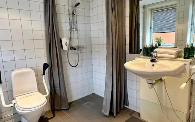 Enter St. Elisabeth Hotel