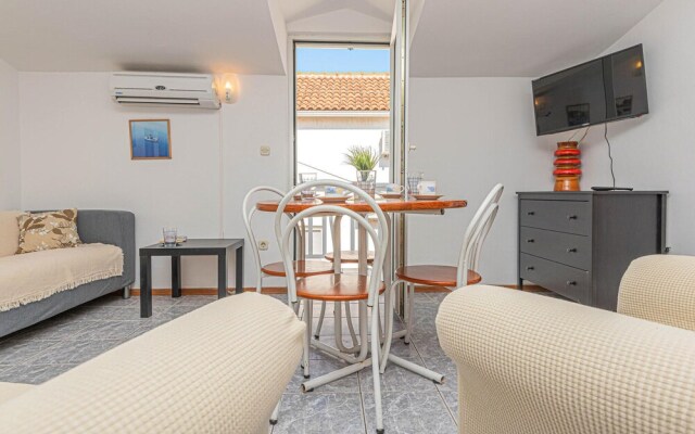 Amazing Apartment in Vodice With Wifi and 2 Bedrooms