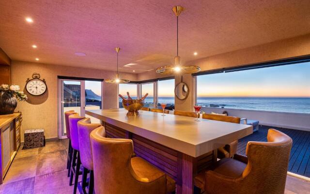 Clifton YOLO Spaces – Clifton Private Beach Villa