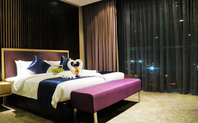 Greens Hotel & Suites