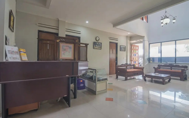 RedDoorz Syariah near Krida Nusantara