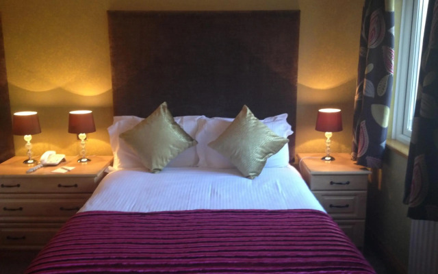 Royal Court Hotel