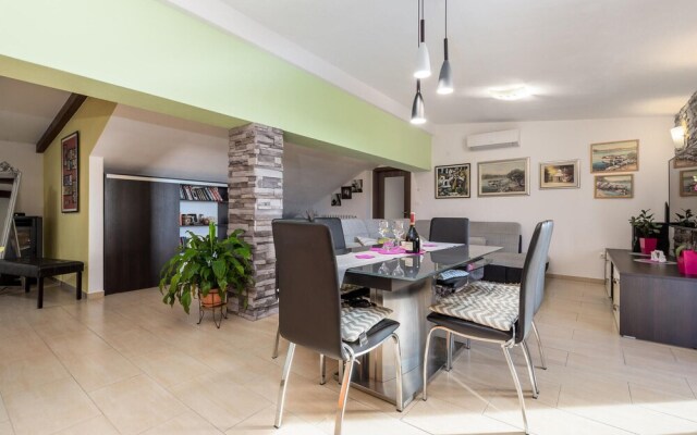 Nice Apartment in Rijeka With 2 Bedrooms and Wifi