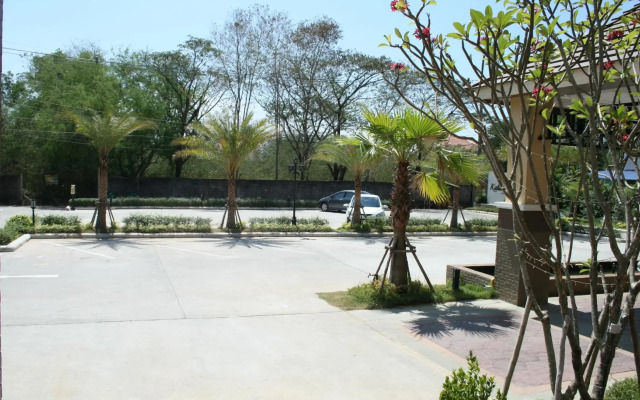 Kitlada Hotel