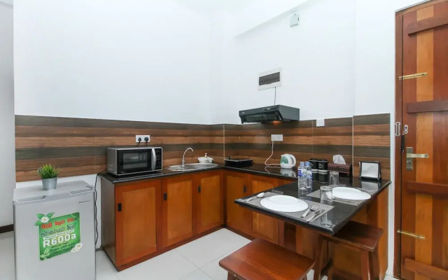 Oyo 387 Iddamal Apartments