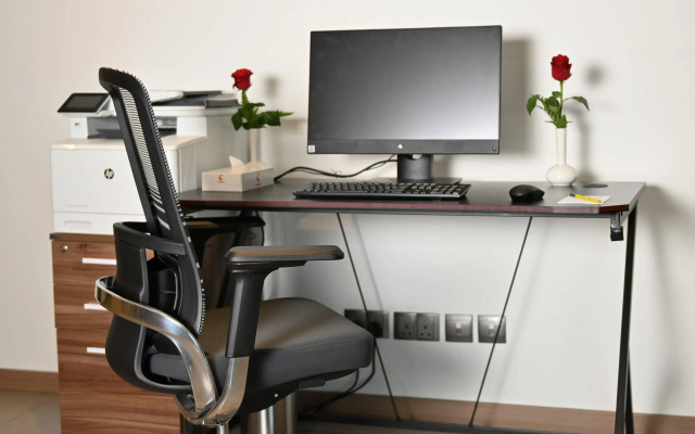 Comfort Hotel Jeddah King Road
