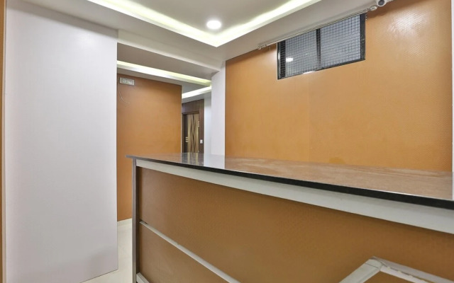 OYO 35508 Dev Palace