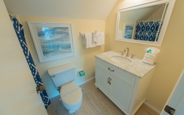 Eyes On The Sunset Apartment 3