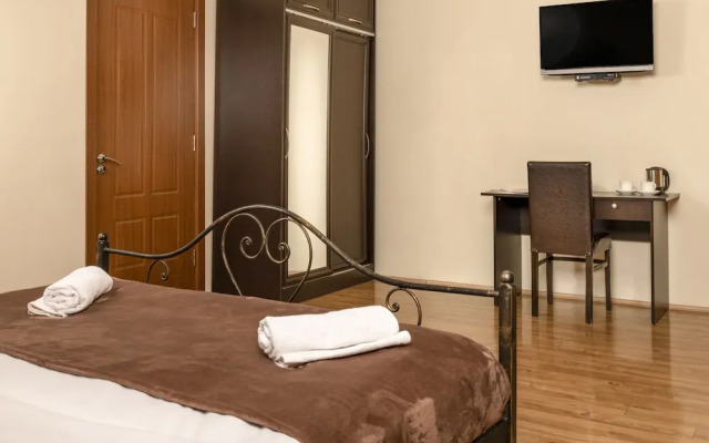Vaki Hotel