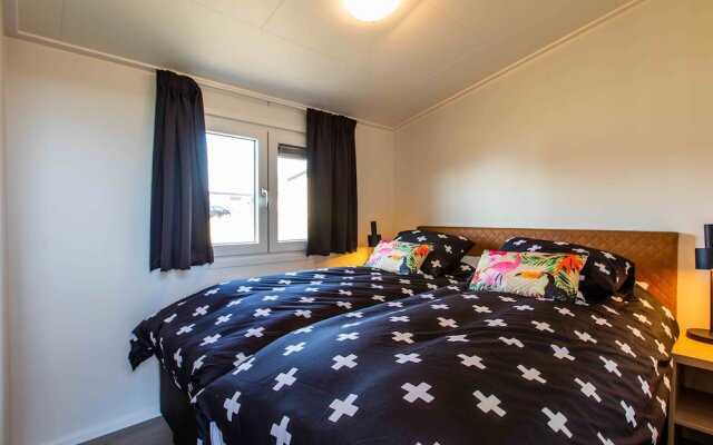 Modern Chalet With Dishwasher, Near Valkenburg