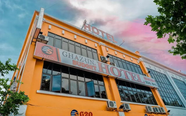Ghazrins Garuda Hotel