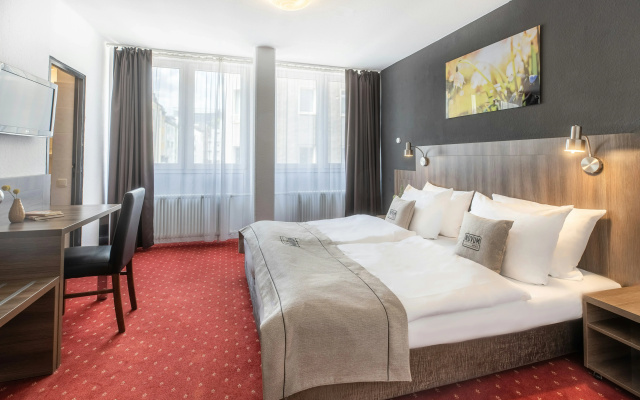 Hotel Leonet