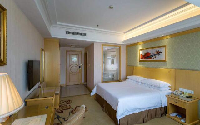 Vienna Hotel Xuzhou Pengcheng Square Branch