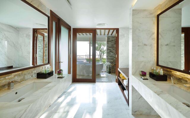 Melia Yangon