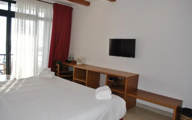 Newton Neelakanta Boutique – Kovalam