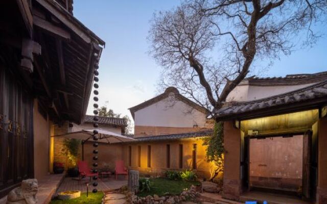 Yundu Shaxi Courtyard