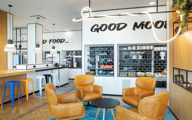 LOGINN Hotel Köln Airport