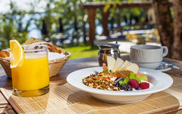 Mia Bacalar Luxury Resort & Spa