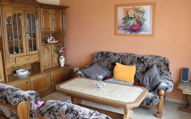 Spacious Apartment in Brusow With Garden