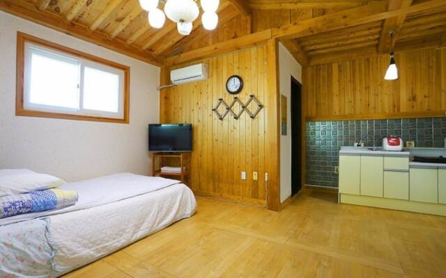 Damyang Songjukheon Pension