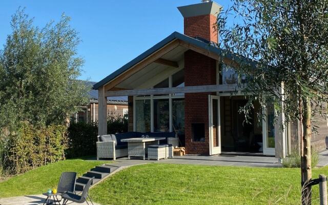 Bungalow With a Terrace Near the Sneekermeer