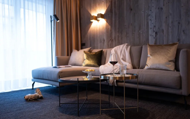 SISSI SUITES luxury apartments
