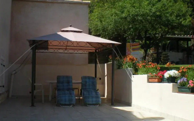 Holiday home Yvernat