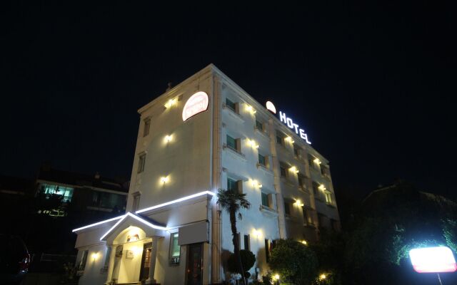 Busan Dalmaji Hotel
