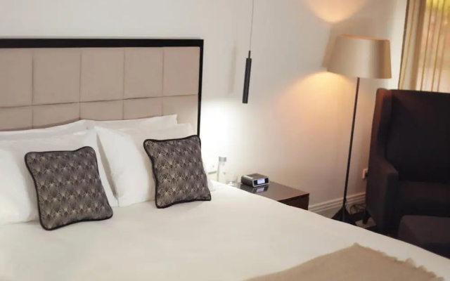 Ellen Hotel
