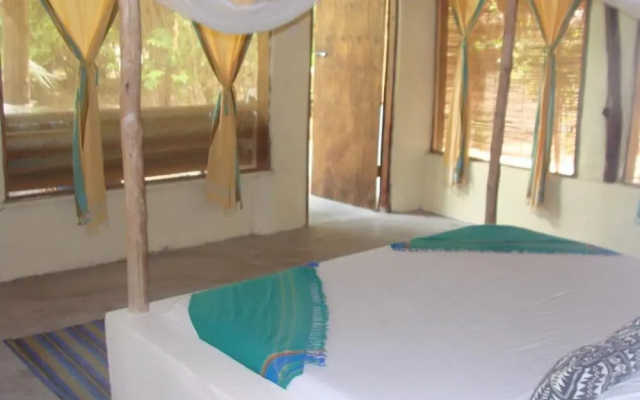 Barefoot Beach Camp