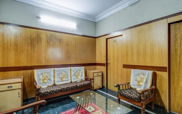 Itsy Hotels Shree Comforts